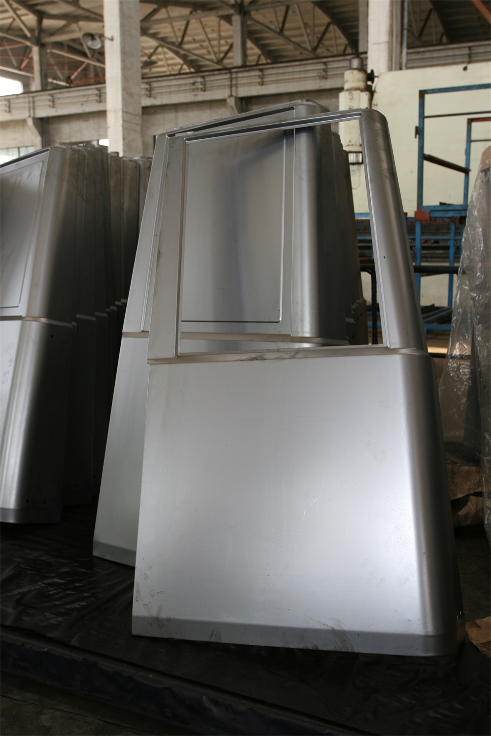 駕駛室側(cè)圍